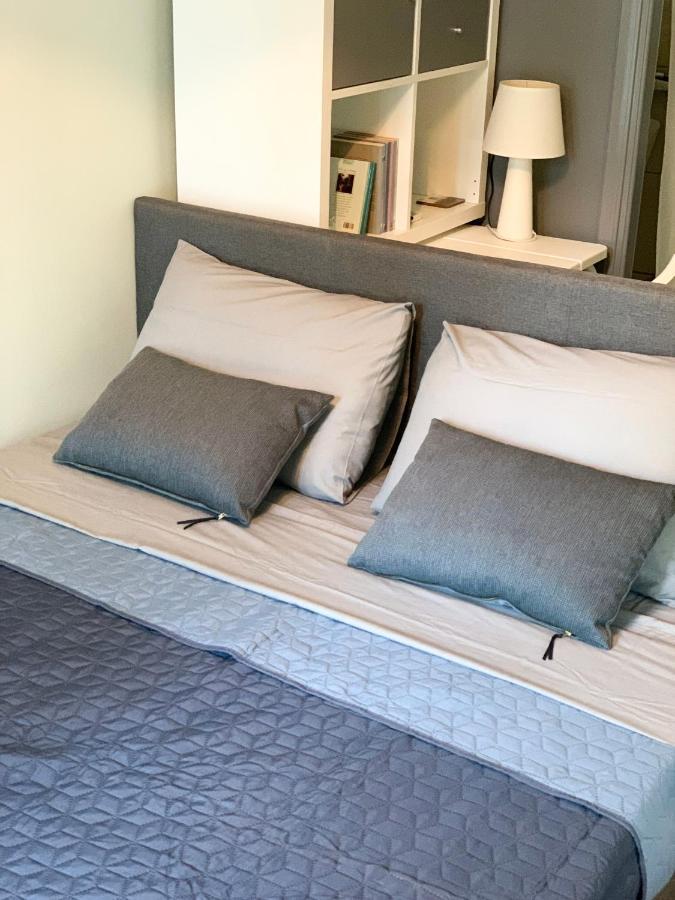 Confidential Apartment, Prime Location Athena Bagian luar foto