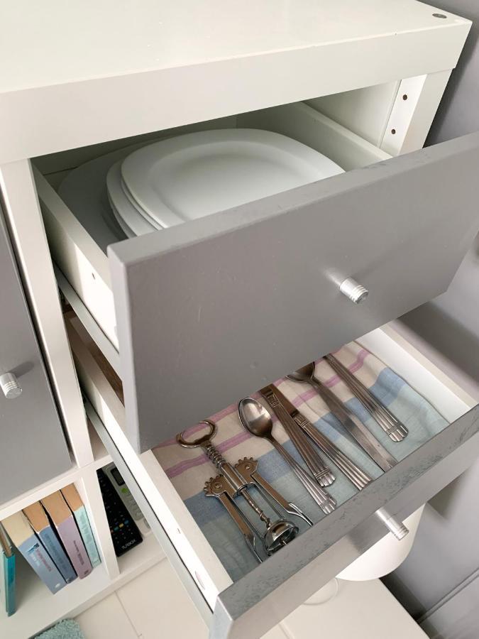 Confidential Apartment, Prime Location Athena Bagian luar foto